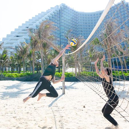 The Empyrean Cam Ranh Beach Resort Bagian luar foto