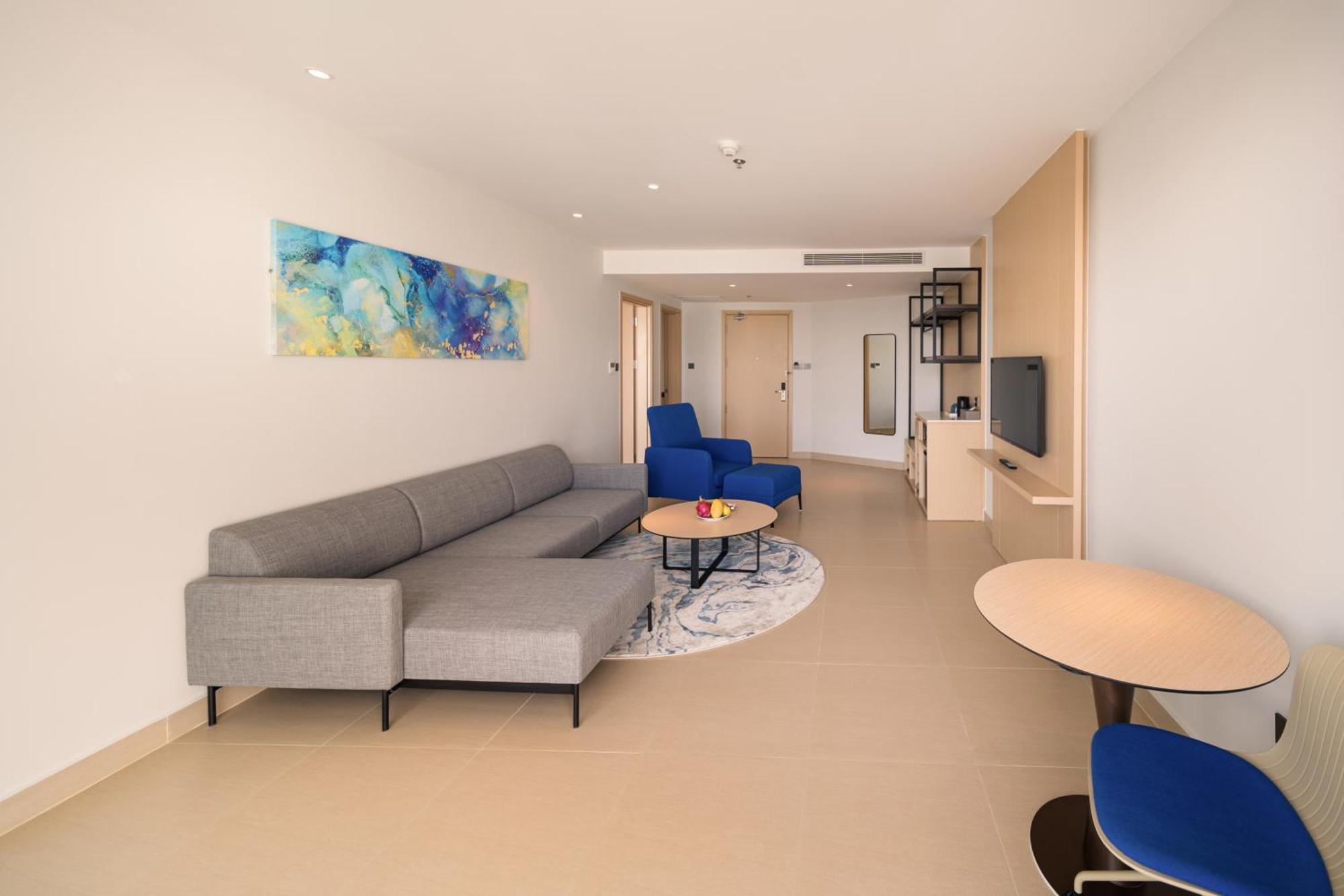 The Empyrean Cam Ranh Beach Resort Bagian luar foto