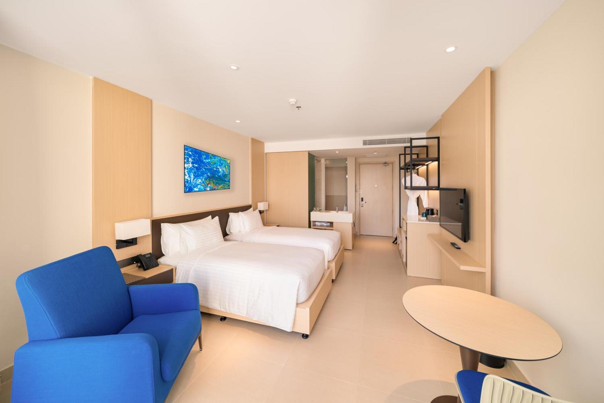 The Empyrean Cam Ranh Beach Resort Bagian luar foto