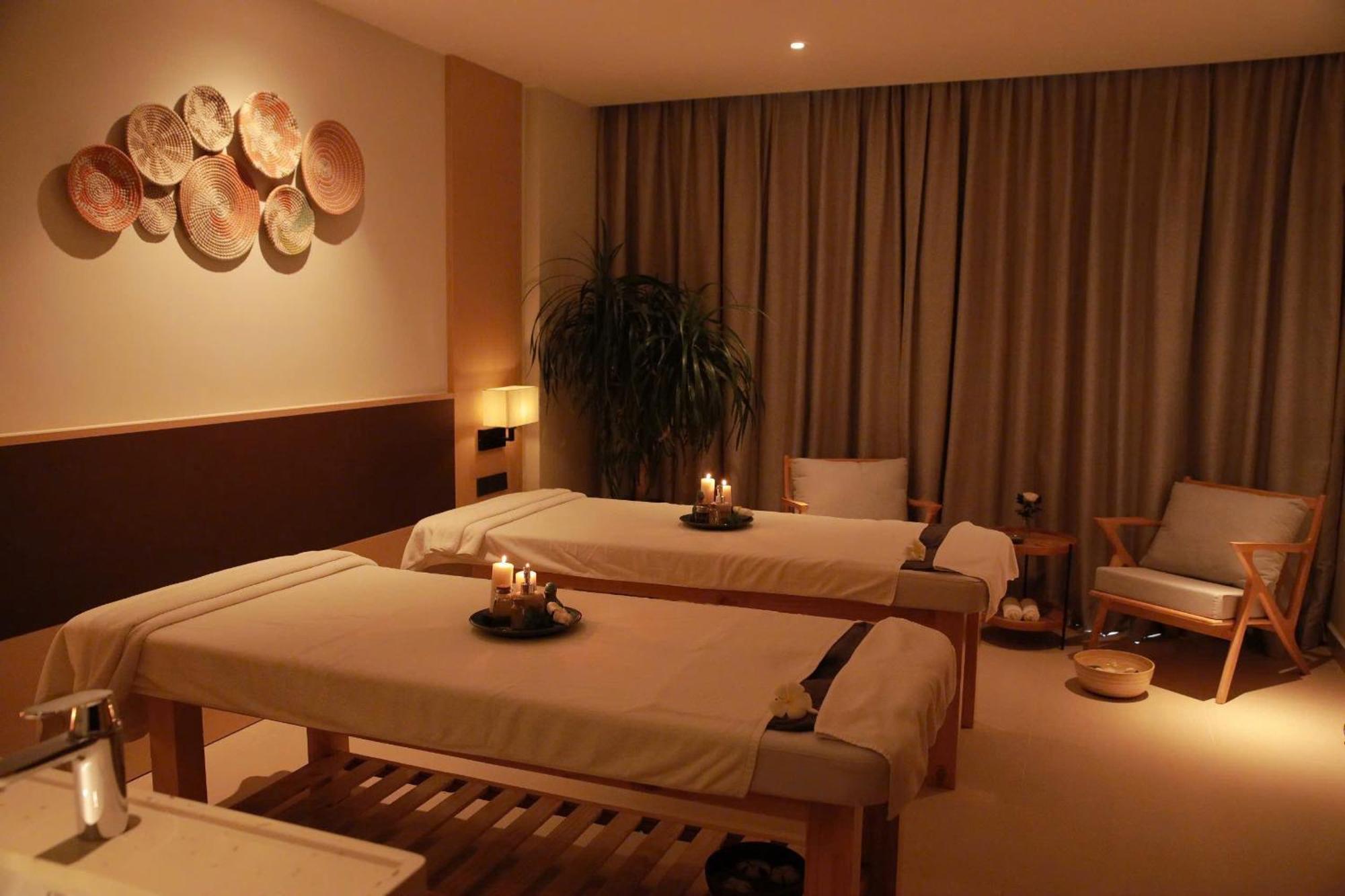 The Empyrean Cam Ranh Beach Resort Bagian luar foto